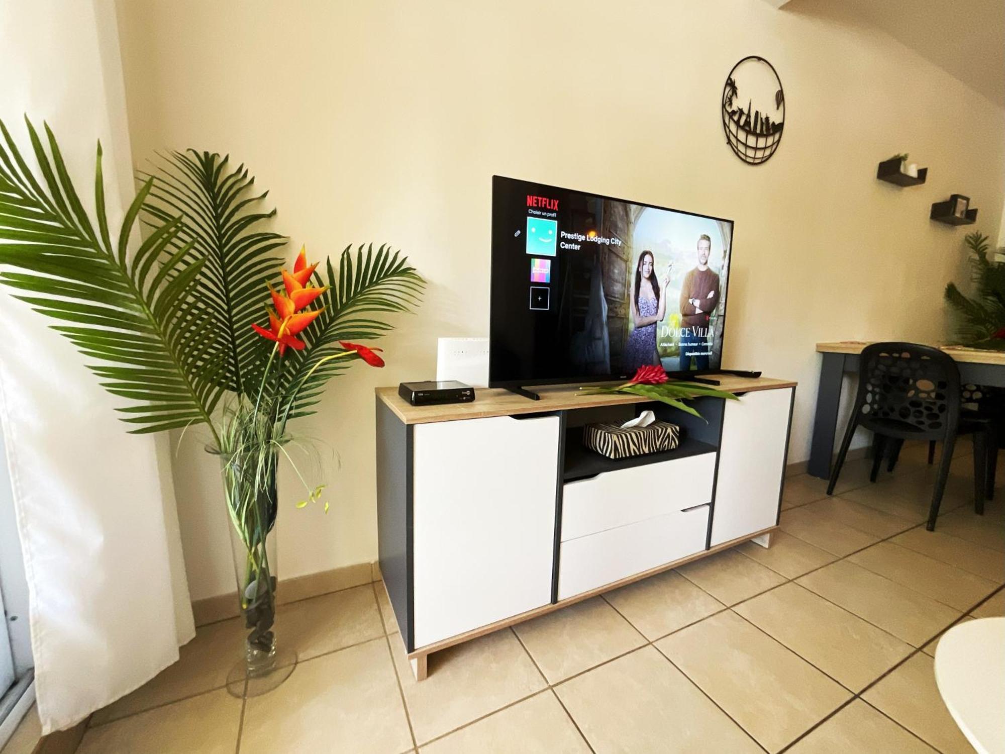 Prestige Lodging City Center パペーテ エクステリア 写真